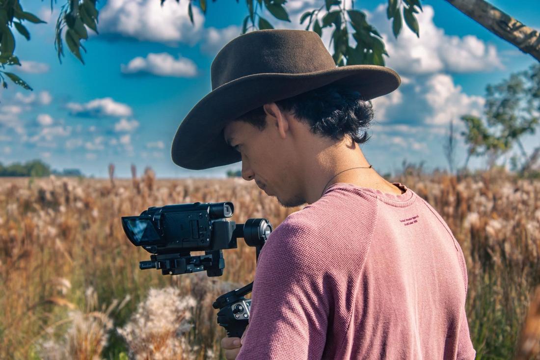 Grabando en el campo